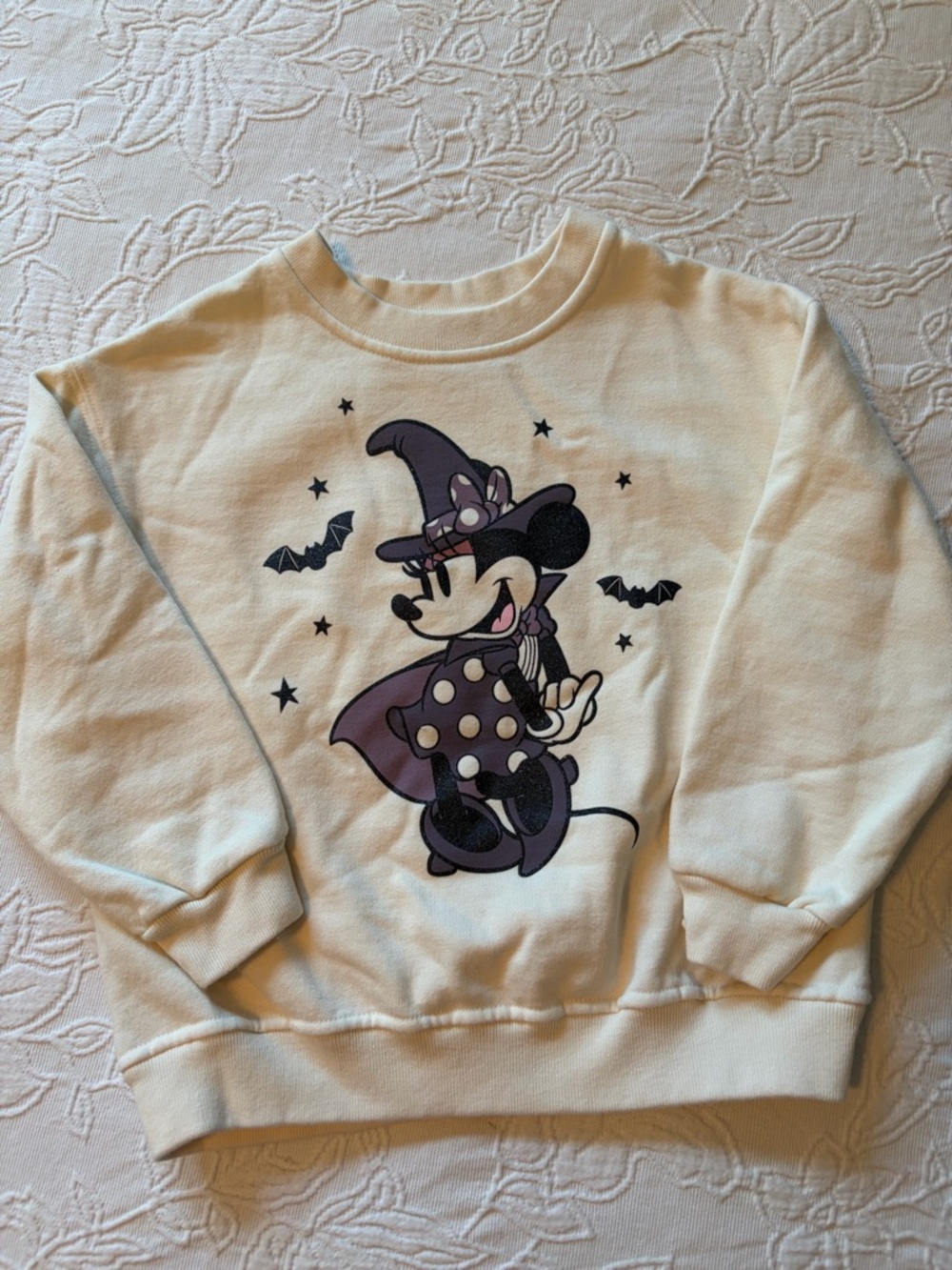 Gap girls 4T Cream Minnie Mouse Graphic Sweatshirt - Kids' Halloween Sweater